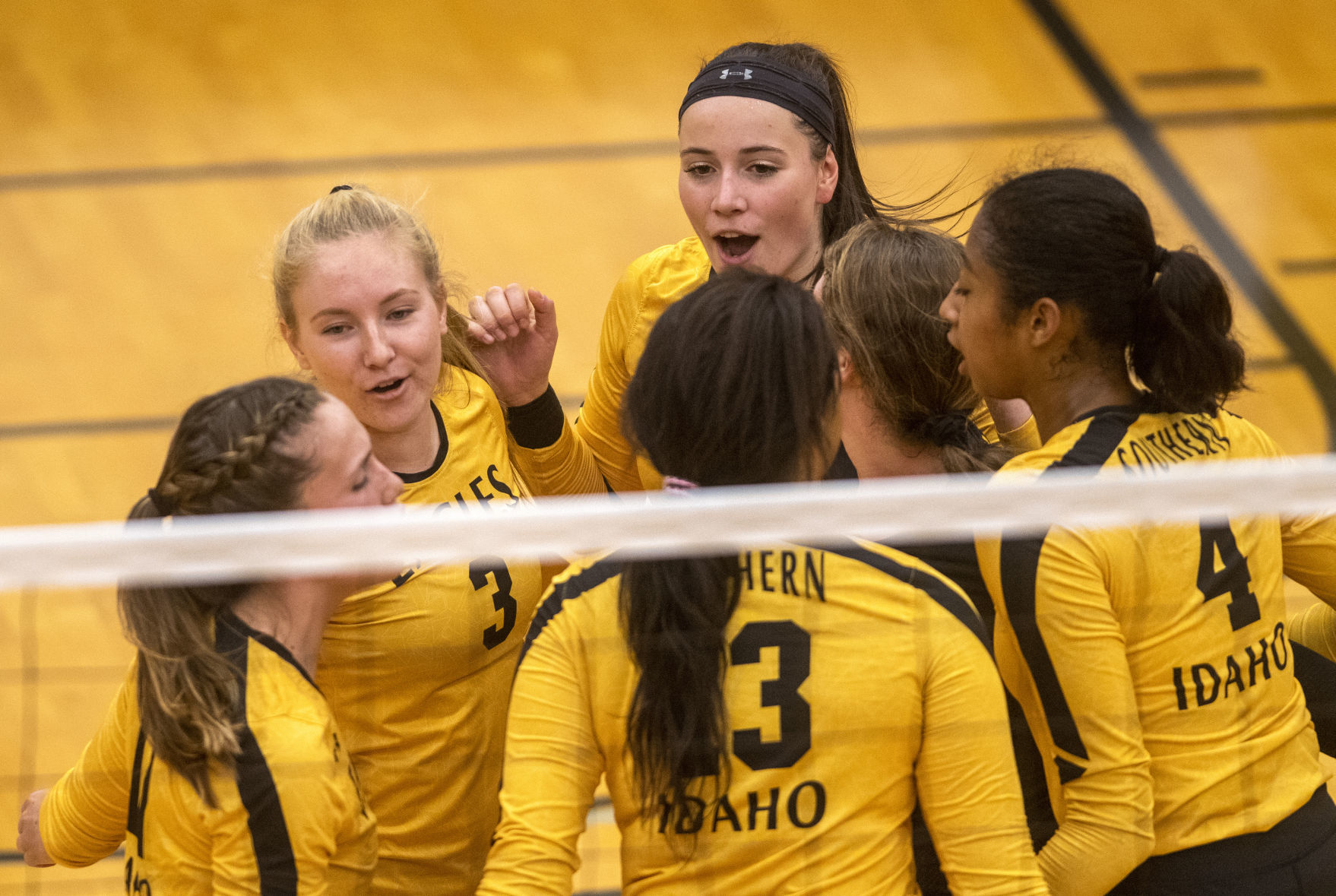 CSI vs Casper volleyball